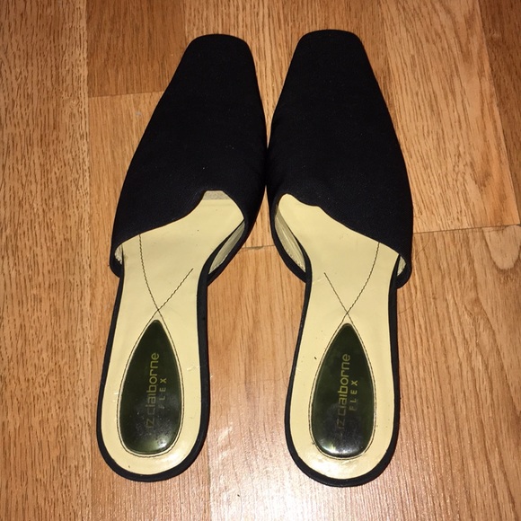 Liz Claiborne Black Flex Mule Shoes - Picture 3 of 7